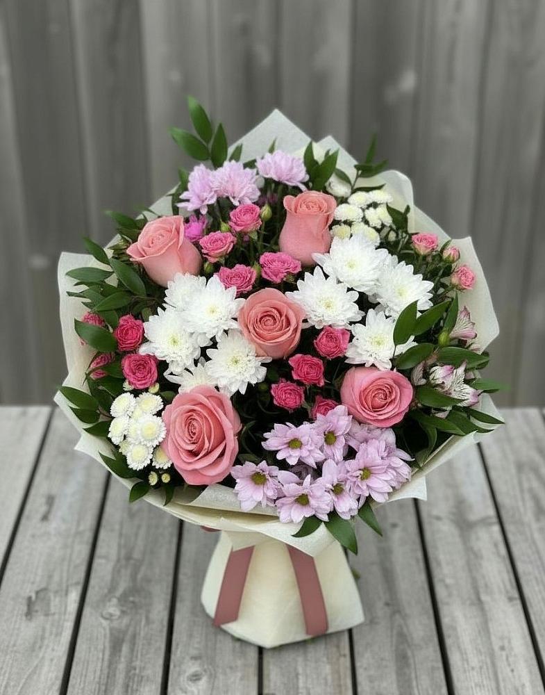 Букет цветов из: Альстромерии, Гвоздики, Розы и Хризантемы в Кощеево