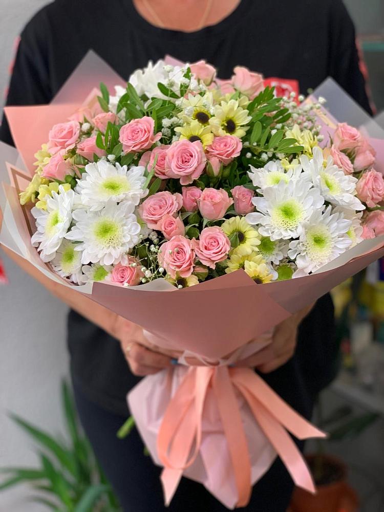 Букет цветов из: Розы и Хризантемы в Кощеево