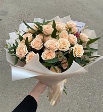 Букет Кремовые розы Латте в Кощеево
