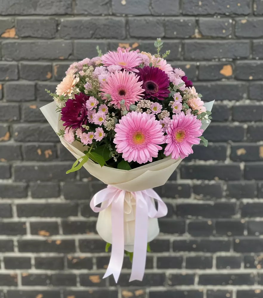 Букет цветов из: Герберы и Хризантемы в Кощеево