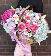 Цветочная композиция из Розы, Хризантемы, Пионы и Лизиантусы в корзине #REPLACE_PRED# Кощеево