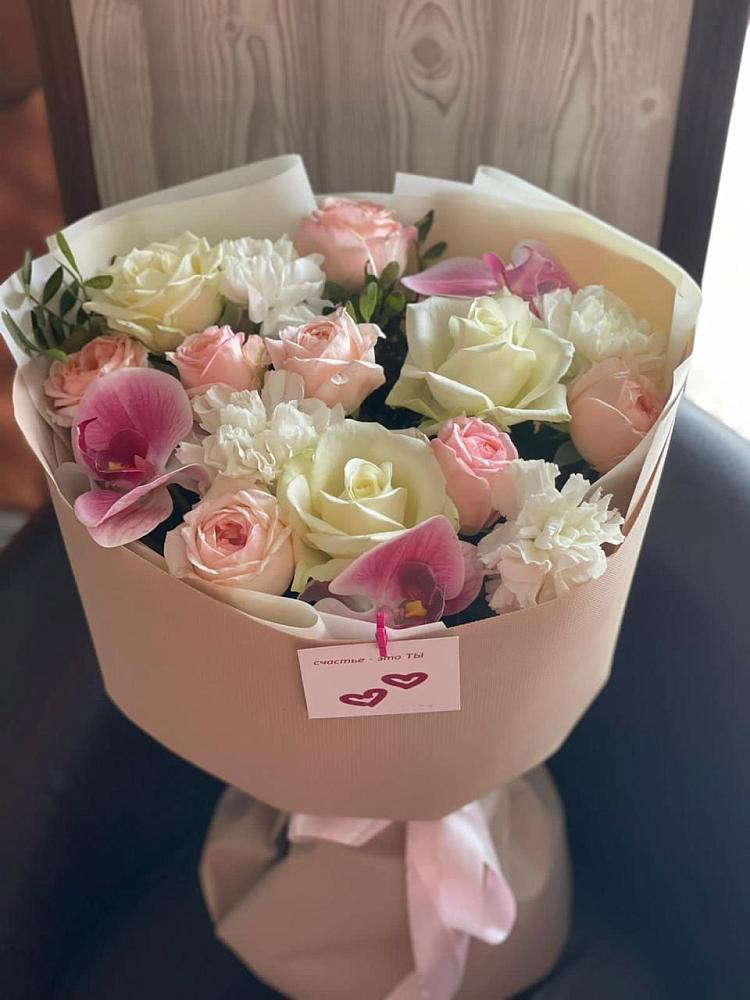 Букет цветов из: Орхидеи, Розы и Гвоздики в Кощеево