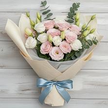 Букет цветов из:  Лизиантусы в Кощеево