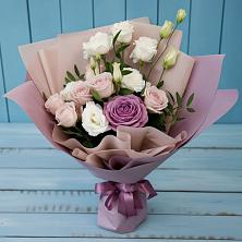 Букет цветов из:  Розы и Лизиантусы в Кощеево