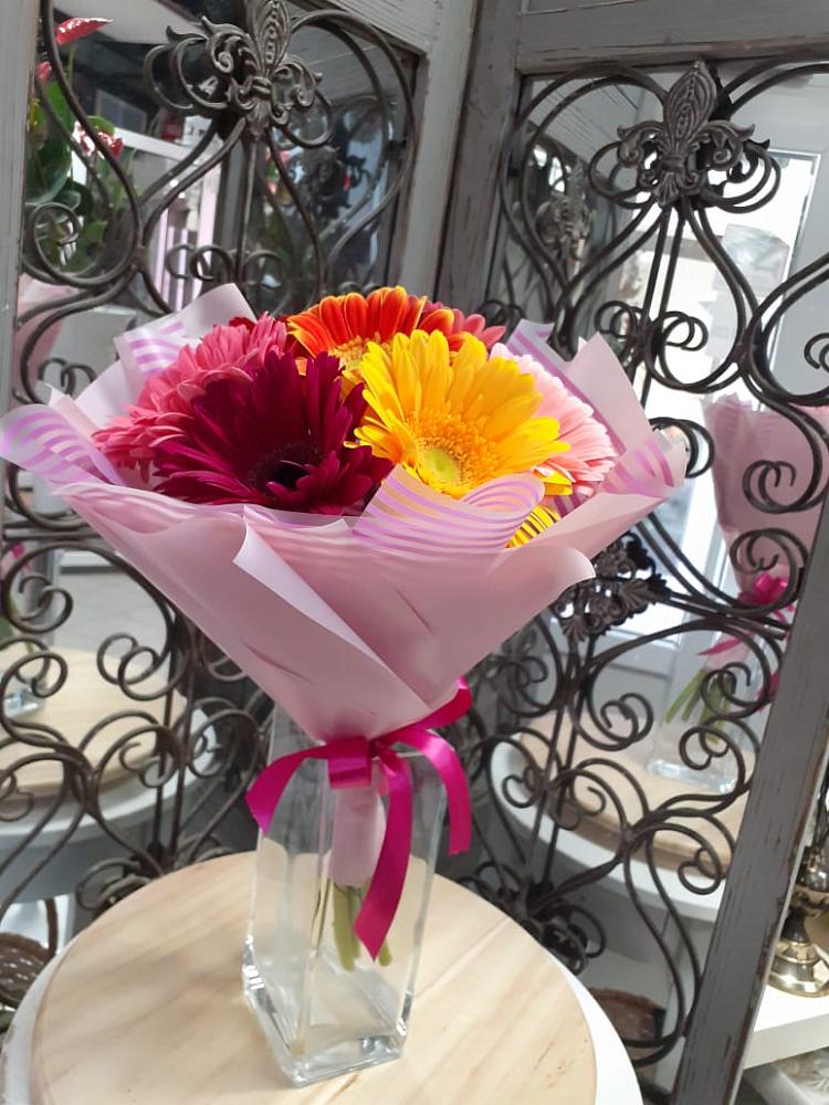 Букет цветов из: Герберы в Кощеево