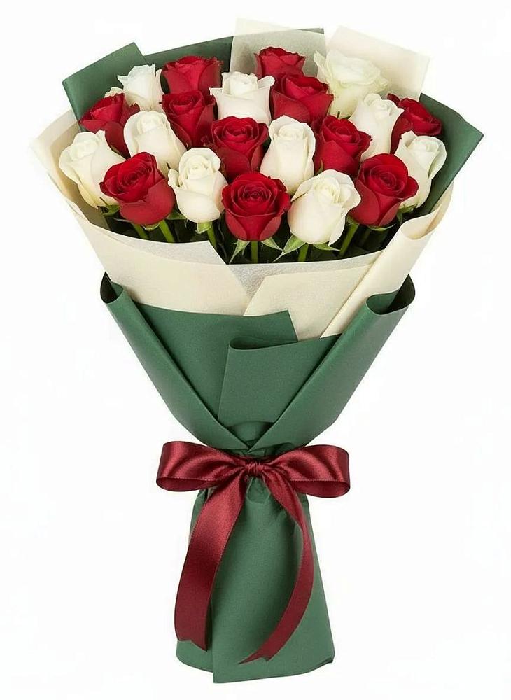 Букет Микс из красных и белых роз в Кощеево