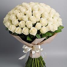 Букет 101 беля роза Белоснежка в Кощеево