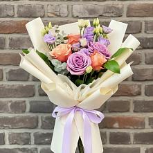 Букет цветов из:  Лизиантусы и Розы #REPLACE_PRED# Кощеево