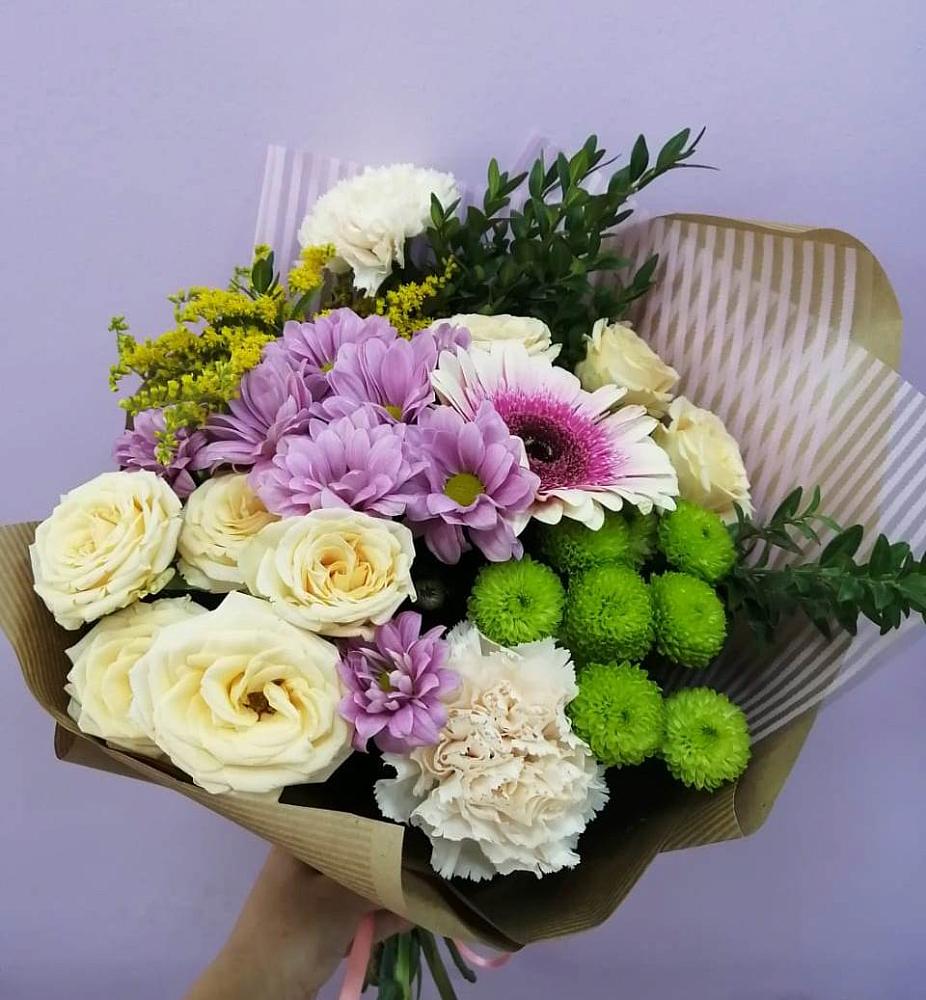 Букет цветов из: Хризантемы, Розы, Гвоздики и Герберы в Кощеево