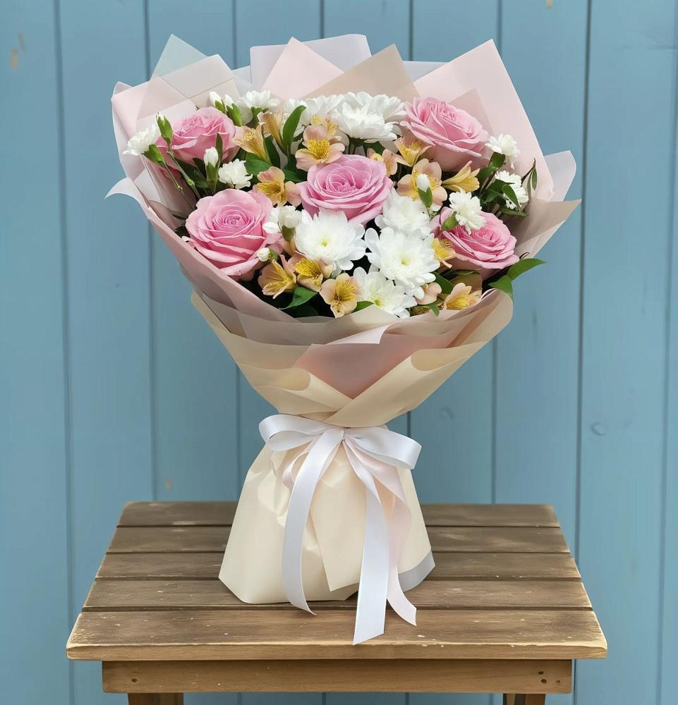 Букет цветов из: Гвоздики, Орхидеи и Розы в Кощеево