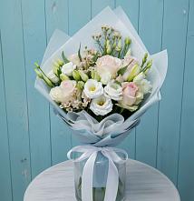 Букет цветов из:  Розы и Лизиантусы в Кощеево