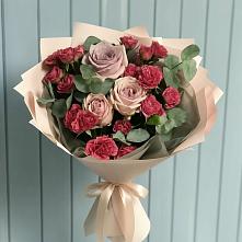 Букет цветов из:  Гвоздики и Розы в Кощеево