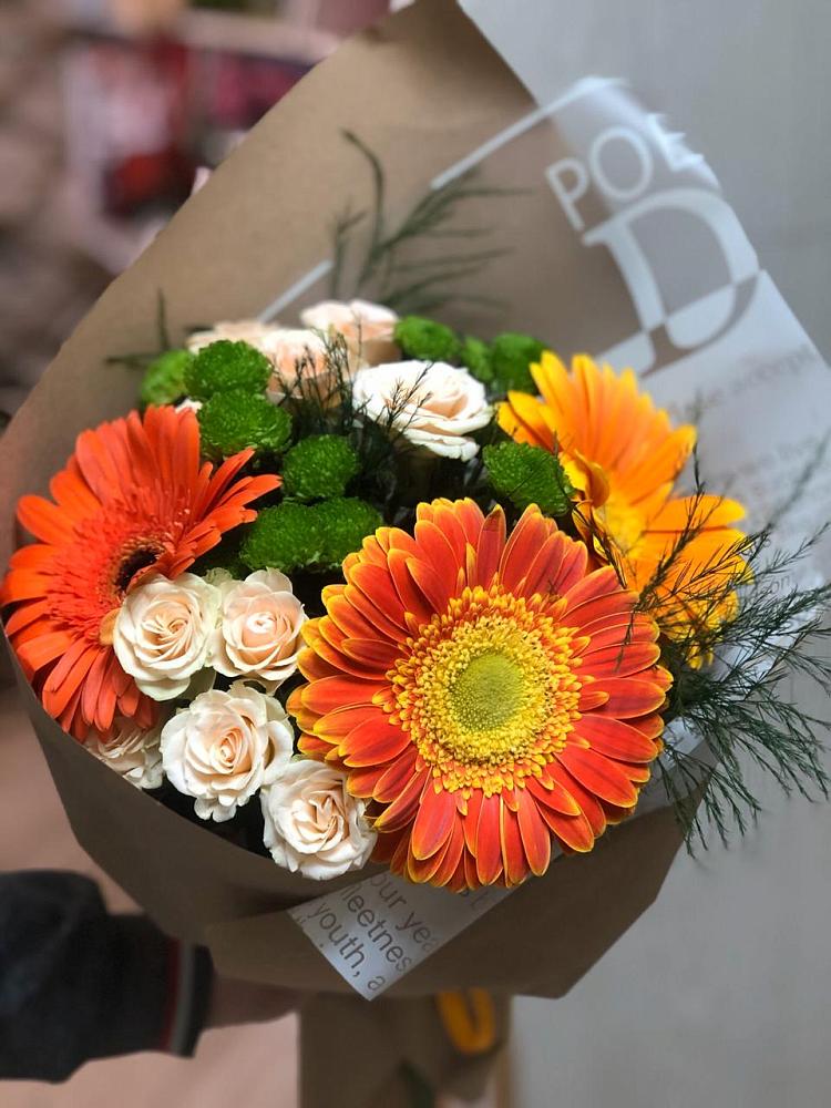 Букет цветов из: Герберы, Хризантемы и Розы в Кощеево