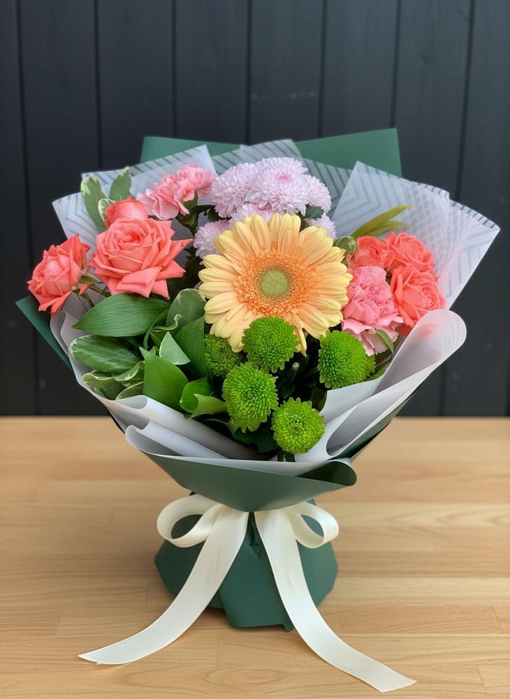 Букет цветов из: Гвоздики, Розы, Герберы и Хризантемы в Кощеево